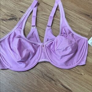 Wacoal bra, NWT, 40 D
